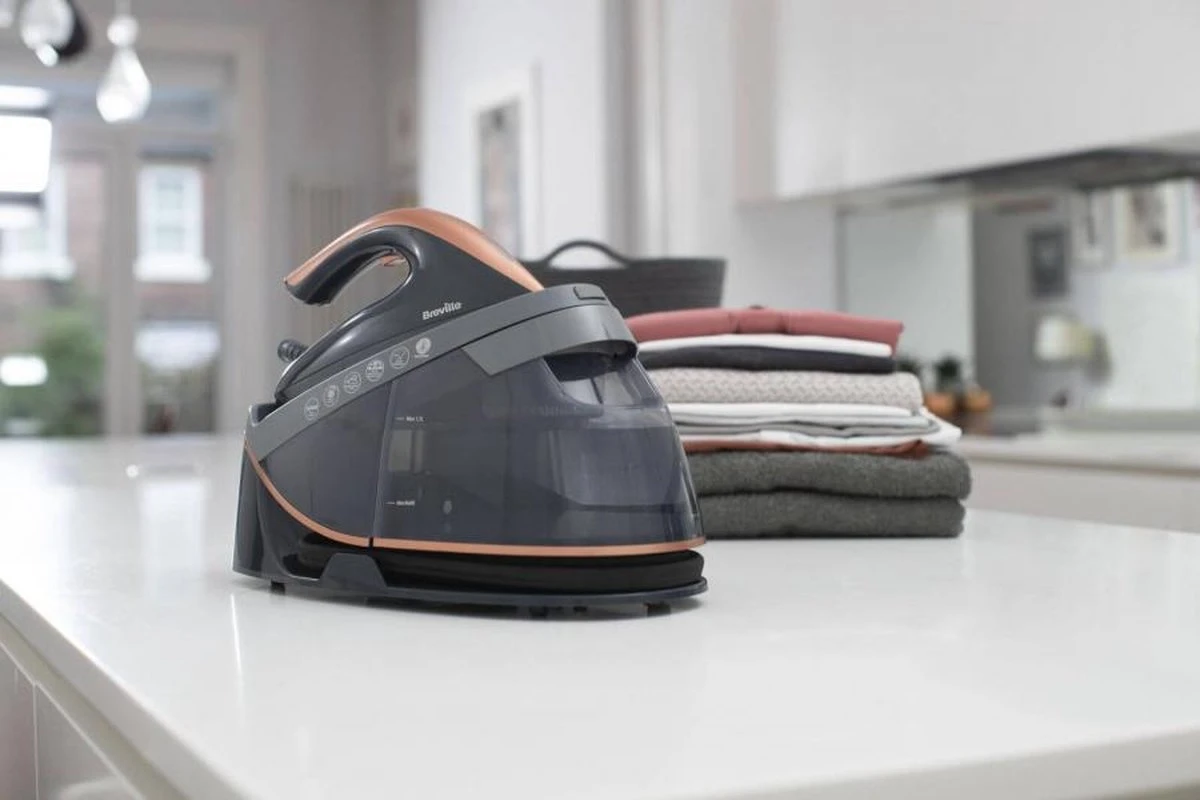 Breville Stoomstrijkijzer Met Stoomgenerator - Iron - Keramische Zoolplaat - Uitneembaar Waterreservoir - Image 12